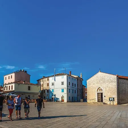 Cozy In Διαμέρισμα Fažana